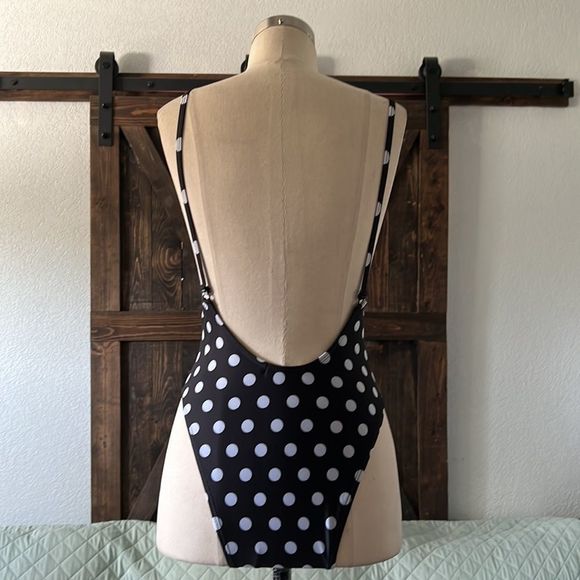 Nasty Gal Alina Polka Dot Swimsuit Sz-4 - Picture 8 of 8